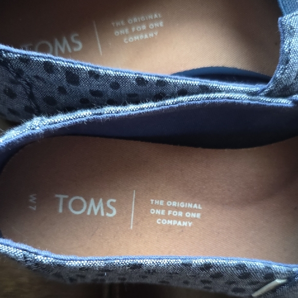 TOMS Polka Dot Canvas Slip-Ons - Picture 5 of 6